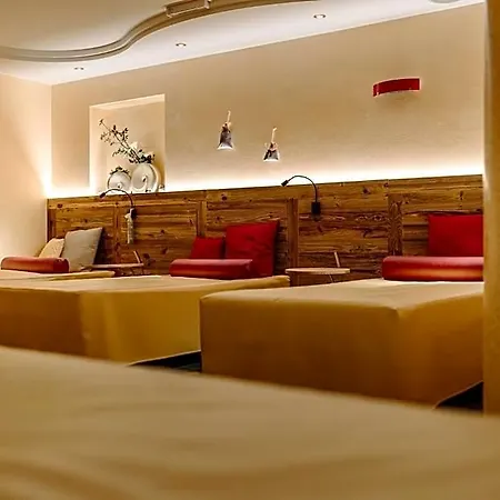 Waldfrieden Hotel 4*
